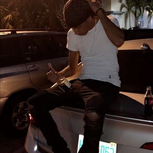 Meet your Posher, Ronald